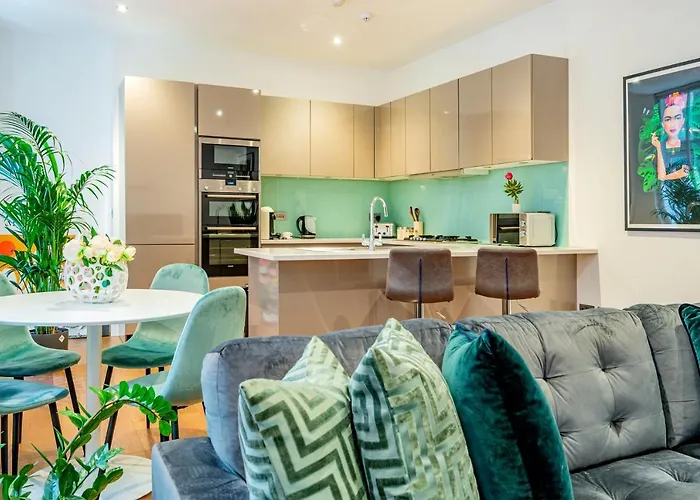 Arcore Premium Rental Shaftesbury Avenue