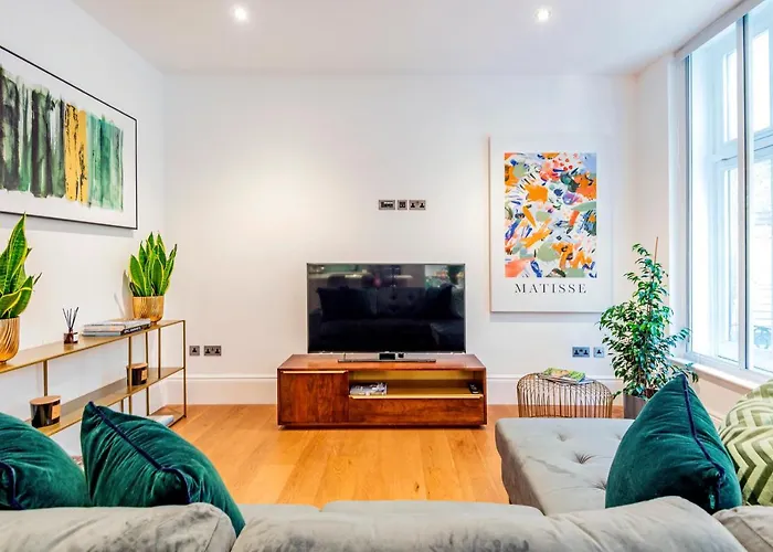 Arcore Premium Rental Shaftesbury Avenue